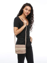 Load image into Gallery viewer, Mare Small Crossbody
