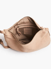 Load image into Gallery viewer, Jenifer Crossbody

