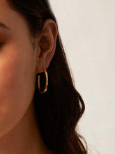 Load image into Gallery viewer, Muse Hoop Earrings
